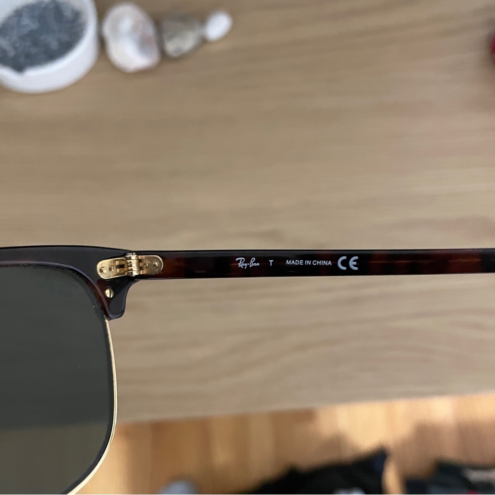 Ray-Ban Clubmaster Sunglasses (RB-3016) - Picture 9 of 10